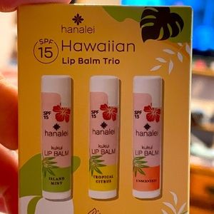 Hanalei lip trio